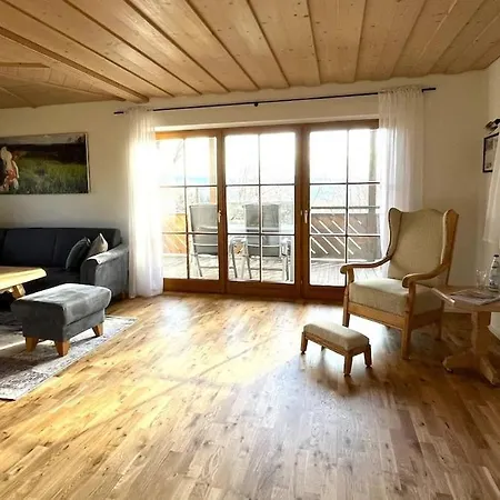 Allgaeuer Ferienhaeusle Сasa de vacaciones *